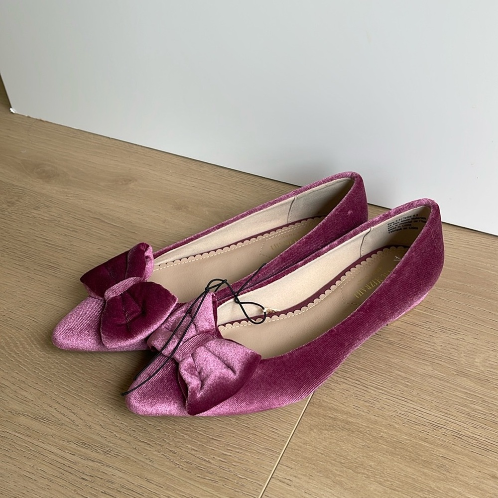 Pink velvet blow flats